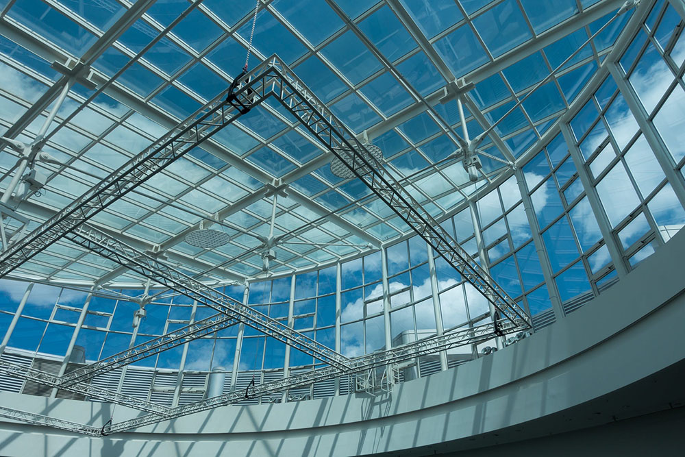How to Choose the Right Commercial Skylight Contractor-commercial skylight-Mares Dow