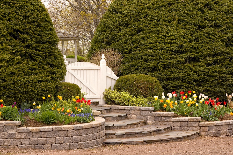 how-to-grow-your-garden-with-retaining-walls-retaining-wall-contractor-Mares-Dow